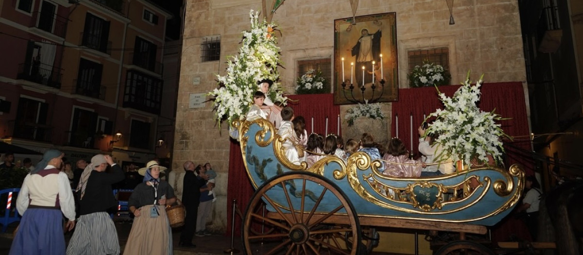 Procesión del Carro Triunfal de la Beata en Palma.