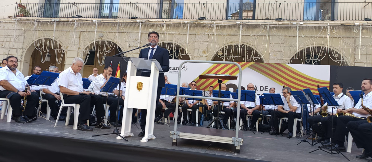 Imagen tomada este viernes del alcalde de Alicante, Luis Barcala