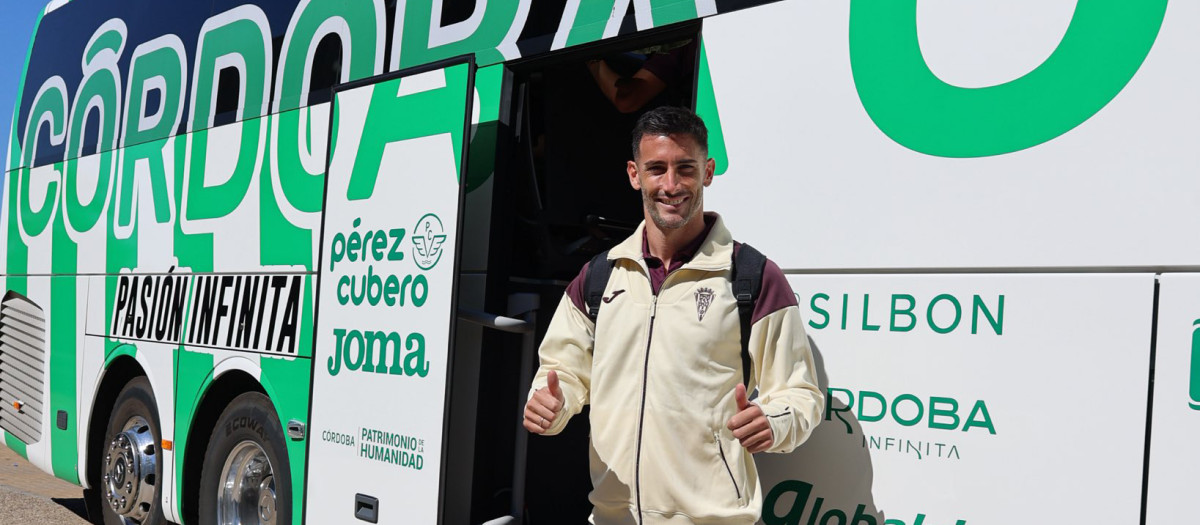El capitán Albarrán en la previa del viaje hasta Elda