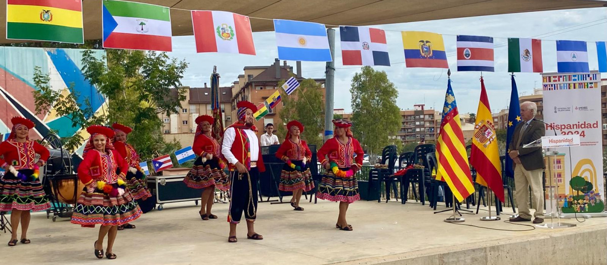 Imagen de archivo de una celebración del Día de la Hispanidad en Valencia