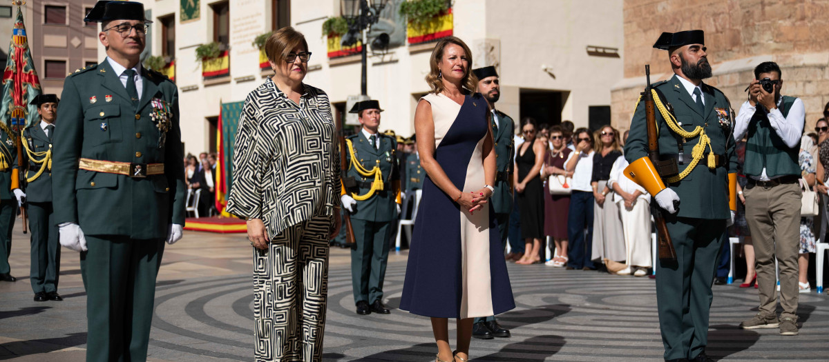 La alcaldesa de Castellón, Begoña Carrasco, asiste a los actos programados con motivo del 12 de octubre y la celebración de la festividad de la Virgen del Pilar