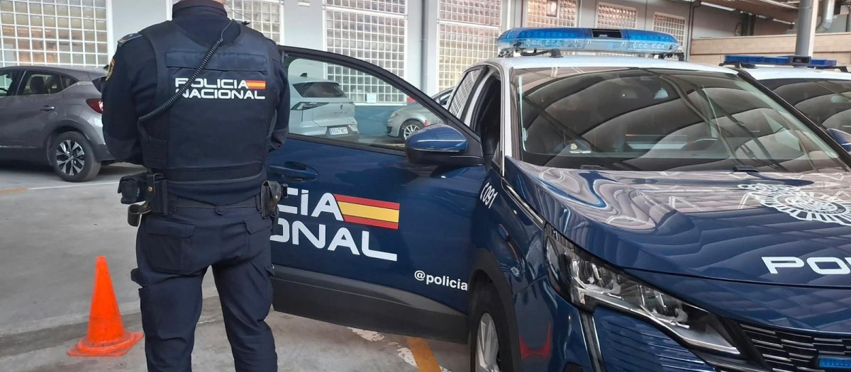 Imagen de archivo de un agente de la Policía Nacional