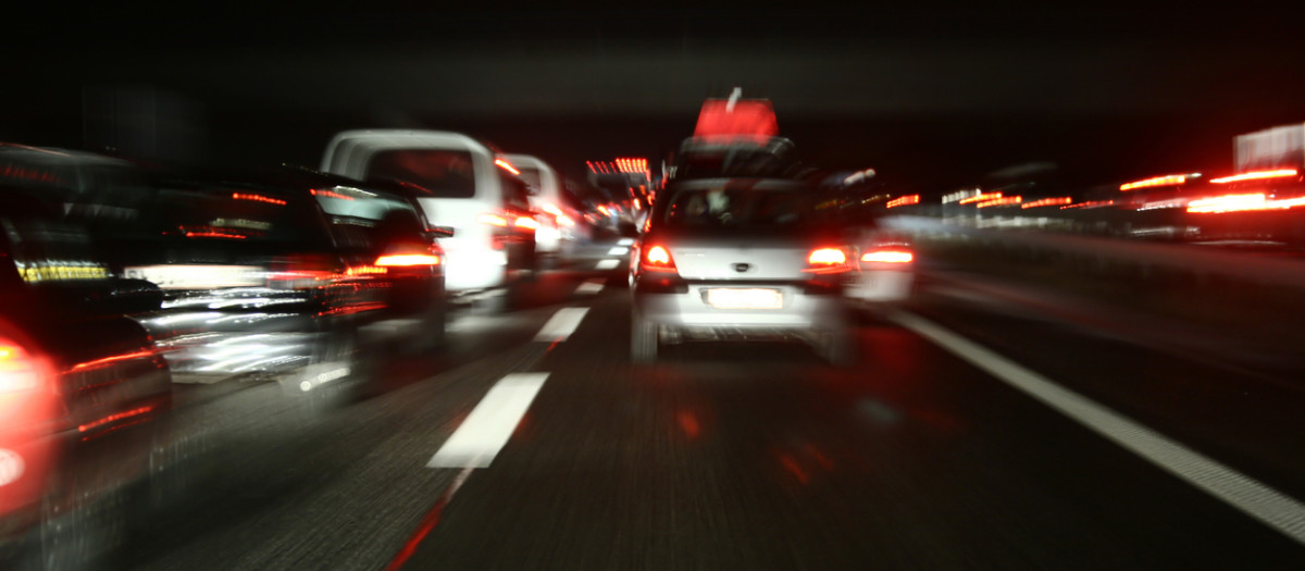 Imagen de archivo de coches a gran velocidad