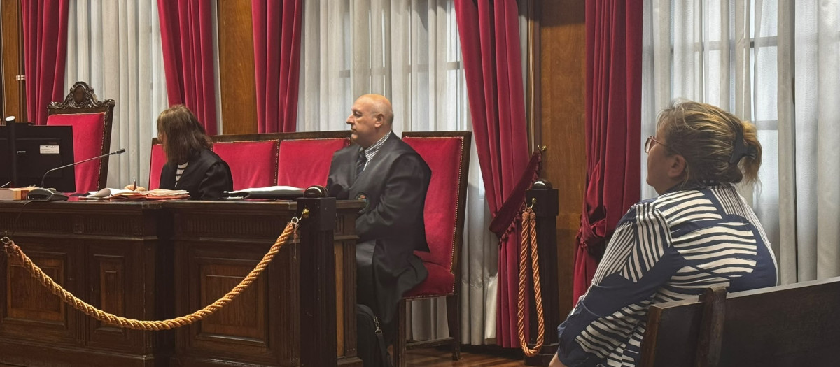 Una inspectora de seguros de Verín (Ourense) acepta pagar más de 56.000 euros tras estafar a clientes simulando su firma en la Sección Segunda de la Audiencia Provincial de Ourense

EUROPA PRESS
14/10/2026