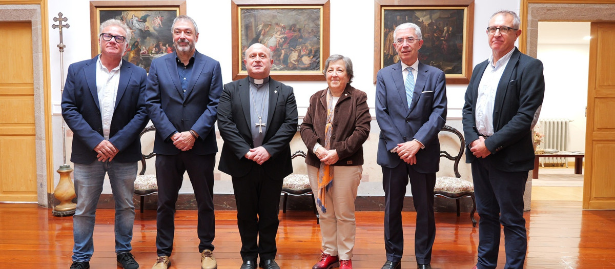 El Arzobispado de Santiago, Cáritas y arquitectos estudian transformar casas de la iglesia en viviendas de emergencia

REMITIDA / HANDOUT por CÁRITAS/COAG
Fotografía remitida a medios de comunicación exclusivamente para ilustrar la noticia a la que hace referencia la imagen, y citando la procedencia de la imagen en la firma
14/10/2026