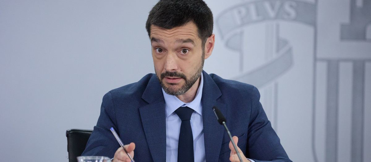 El ministro de Derechos Sociales, Consumo y Agenda 2030, Pablo Bustinduy