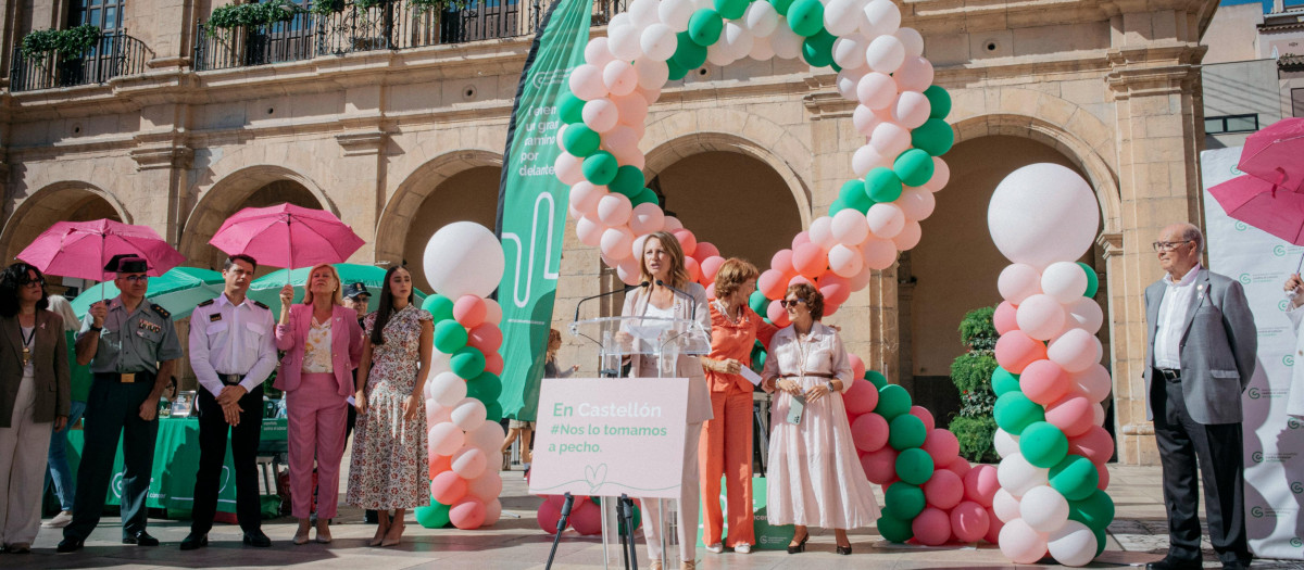 Carrasco durante el acto conmemorativo por el Día Cáncer de Mama