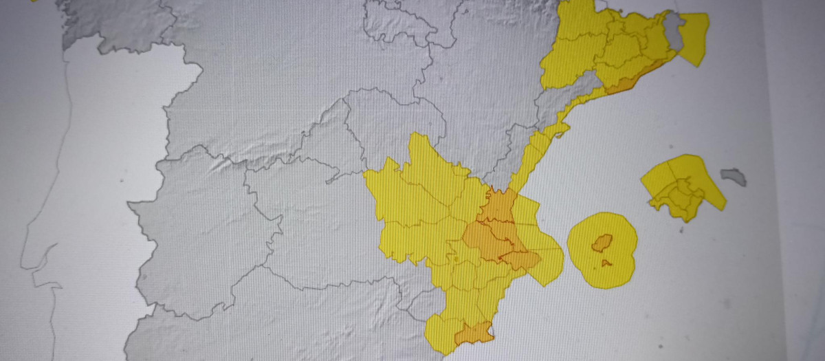 Imagen del mapa de avisos de la Aemet para este domingo