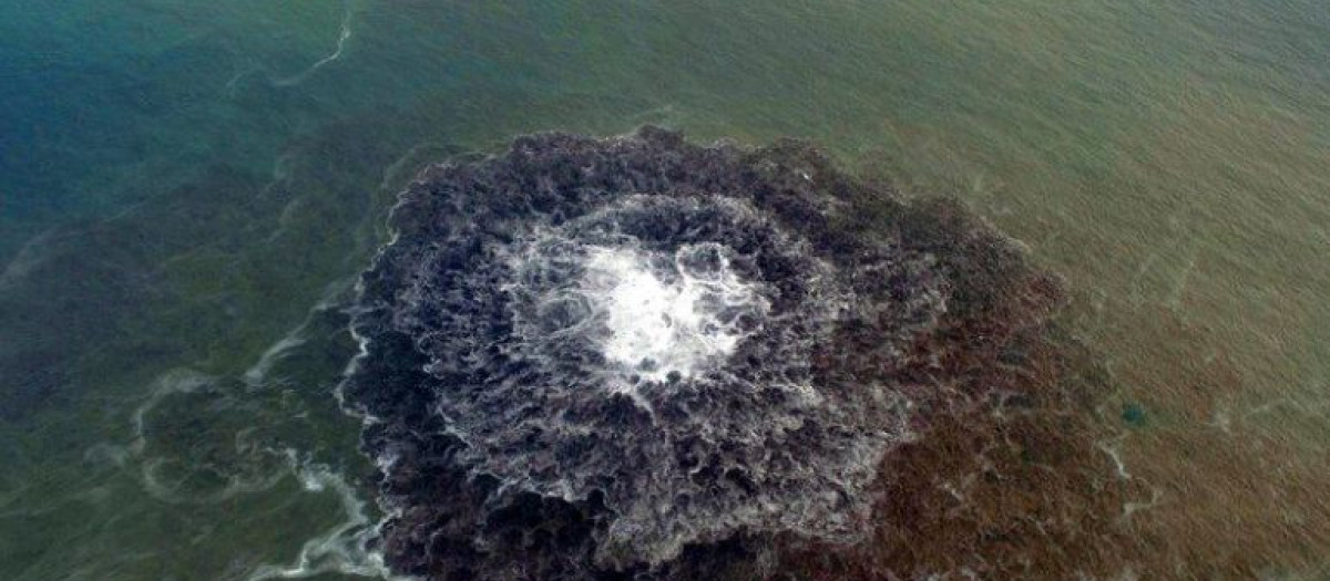 Erupción submarina del volcán Tagoro
