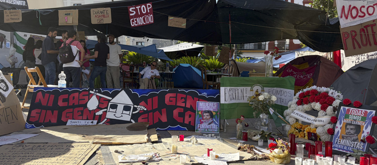 Imagen de la acampada en las Setas de la Encarnación (Sevilla)