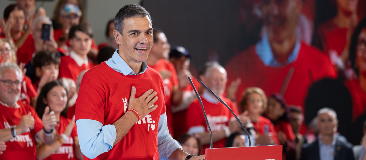 Pedro Sánchez comparece en un mitin del PSOE en Valladolid, en directo