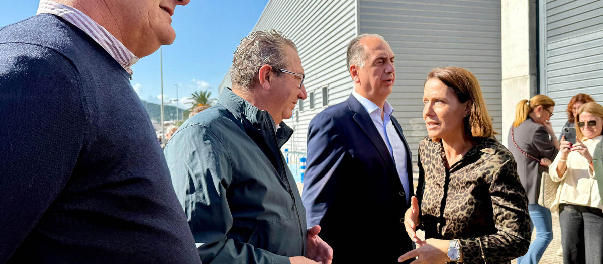 El presidente de la Diputación de Alicante, Toni Pérez, en su visita a Oliva