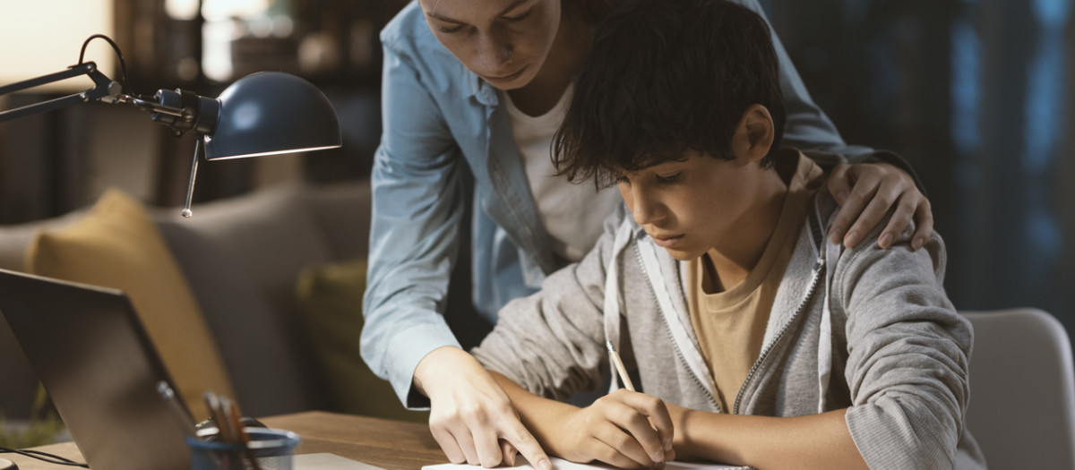 "Más horas no siempre es mejor", explica el experto en educación David Jáñez