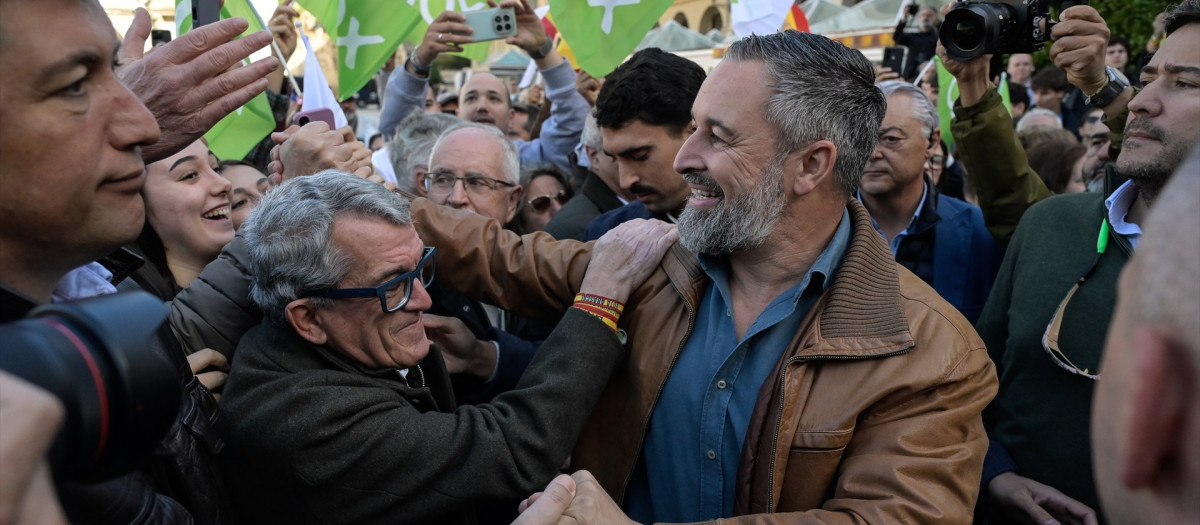 El presidente de Vox, Santiago Abascal, durante un acto en la Plaza de María Pita, en La Coruña