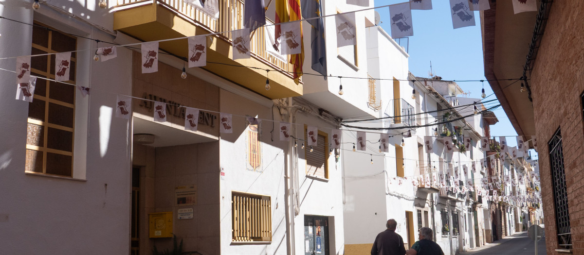 Preparación de Figueroles para el Día de la Provincia