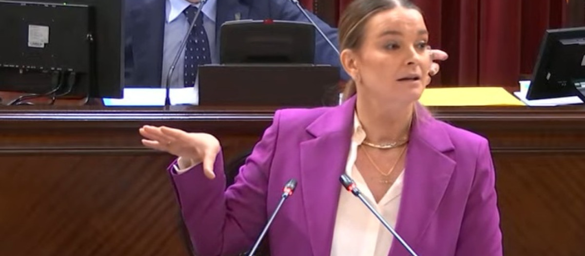 La presidenta balear, este miércoles desde la tribuna