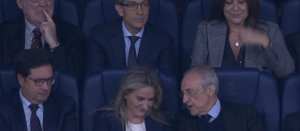 Milagros Tolón y Óscar López presencian el Real Madrid - Leipzig desde el palco del Bernabéu