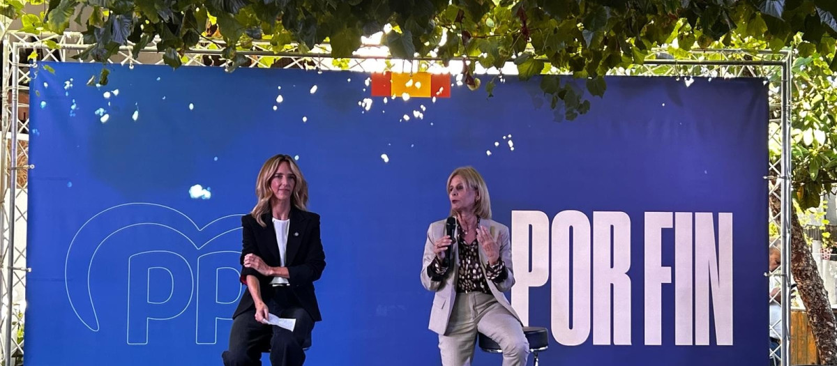 La portavoz adjunta del PP en el Congreso de los Diputados, Cayetana Álvarez de Toledo, junto a la presidenta local del PP de Jerez, María José García-Pelayo, durante el acto con la militancia y representantes de comunidades latinas.

Sebastián Hipperdinger / Europa Press
21/10/2026