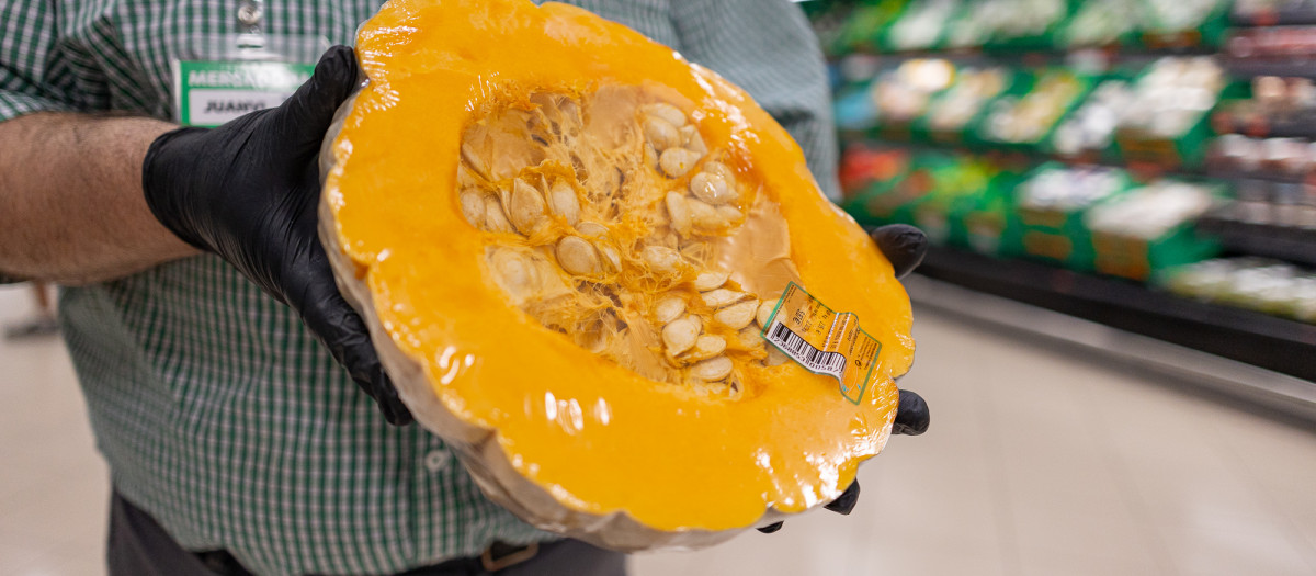 Imagen de una calabaza de asar en la sección Fruta y Verdura de Mercadona
