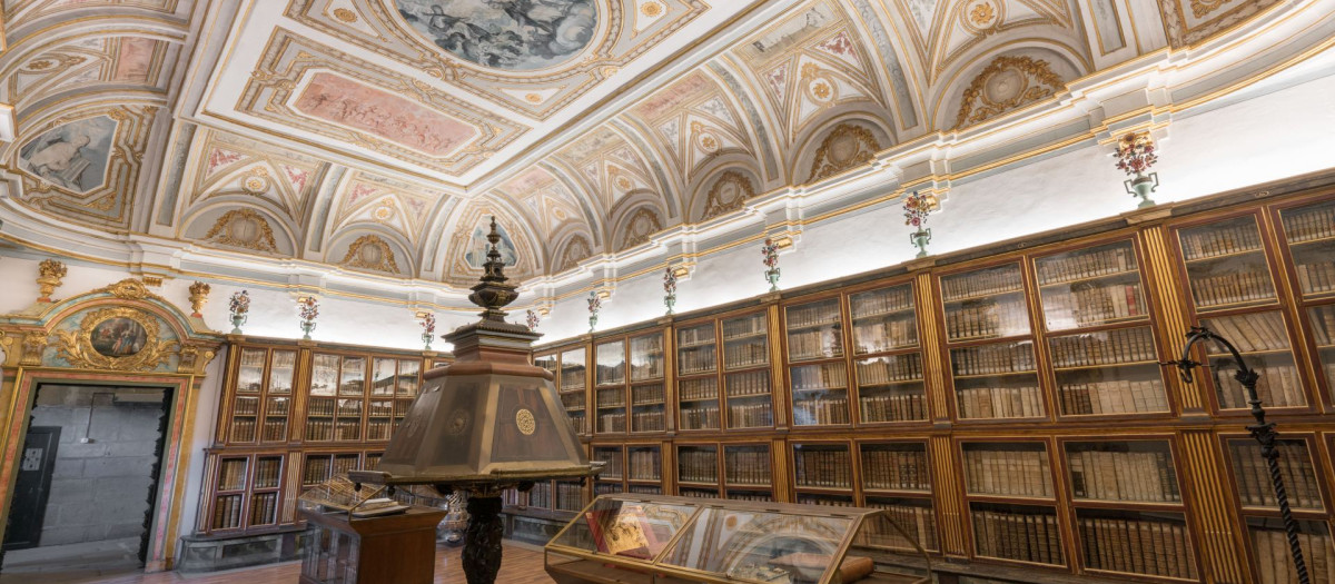De Homero a Shakespeare: la Catedral de Santiago abre sus bibliotecas históricas para descubrir 29 joyas literarias