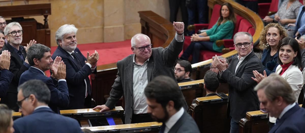 Lluís Puig tras su vuelta, este jueves, al Parlament