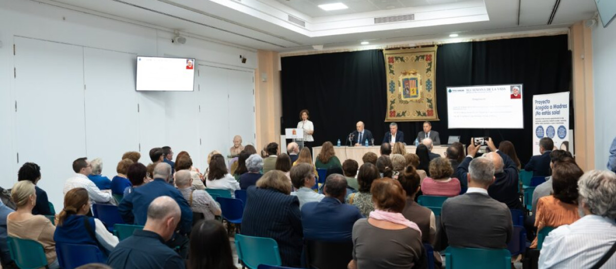 CEU Andalucía ha participado activamente en la XLI Semana por la Vida, organizada por Provida Mairena del Alcor,
