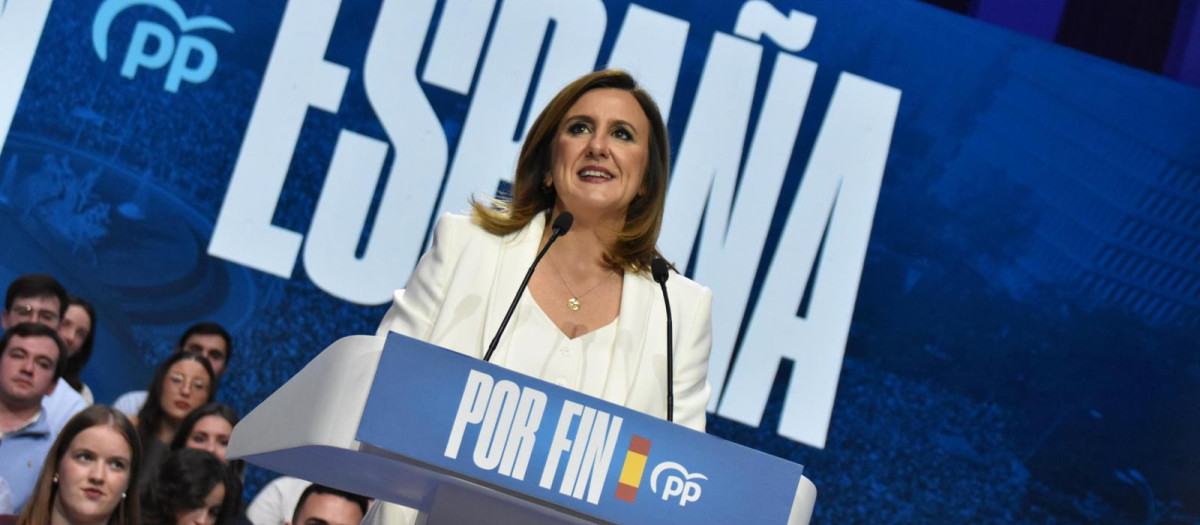 Imagen de María José Catalá tomada este viernes durante el mitin de Alberto Núñez Feijóo en Valencia