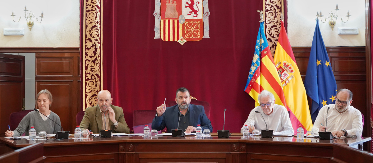 Imagen de la votación en el Consejo Plenario de la Escuela Taurina