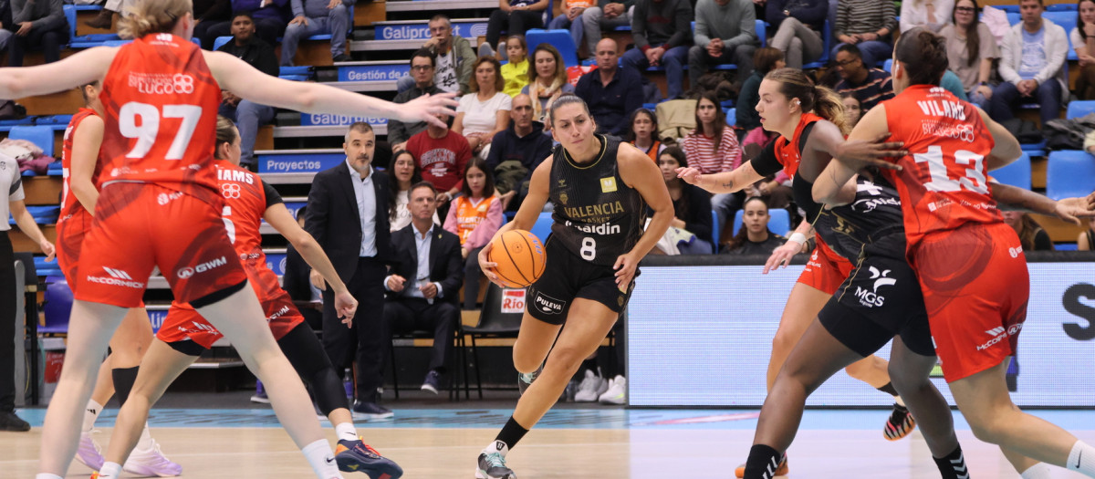 Imagen de archivo de un partido del Valencia Basket femenino
