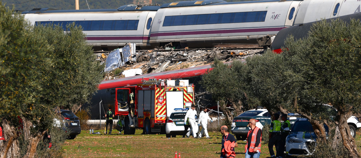 Dos trenes de alta velocidad, uno de Renfe y otro de Iryo, han colisionado a primera hora de este miércoles a la altura de la estación de Urda (Toledo)