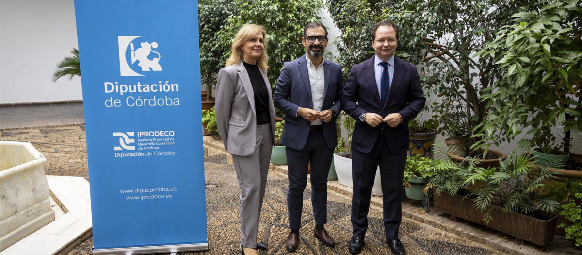 Mercedes Torres, Félix Romero y Miguel Ángel Tamarit