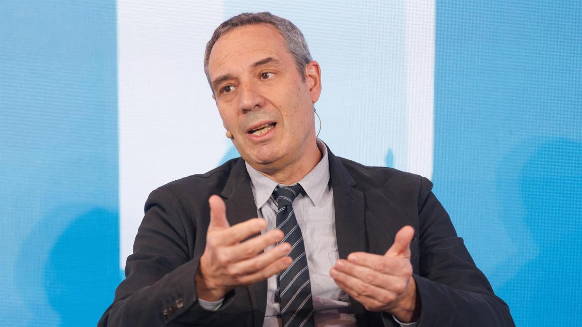 Funcas prevé que la economía eche el freno ya este año y se enfríe hasta 1,8 % en 2027
