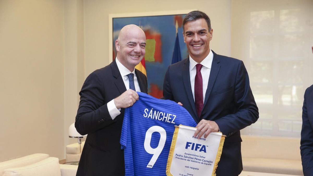 El día en que Sánchez se empeñó en meter a Marruecos en la organización del Mundial 2030