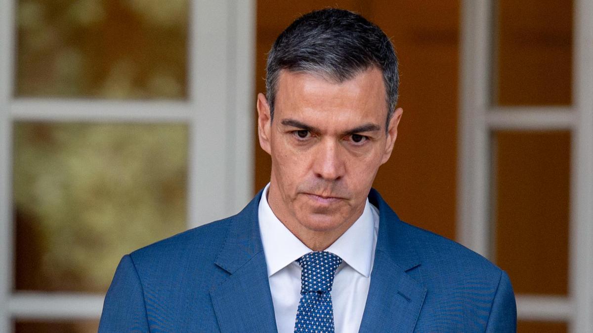 Pedro Sánchez deja plantada a 'Catalunya Ràdio' y el presentador le acusa de no «tener palabra»