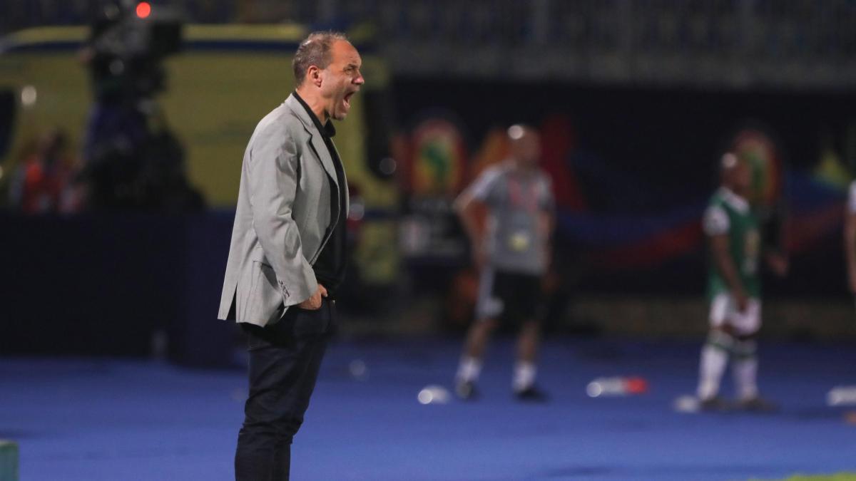 El seleccionador que nunca ha pisado el país al que entrena