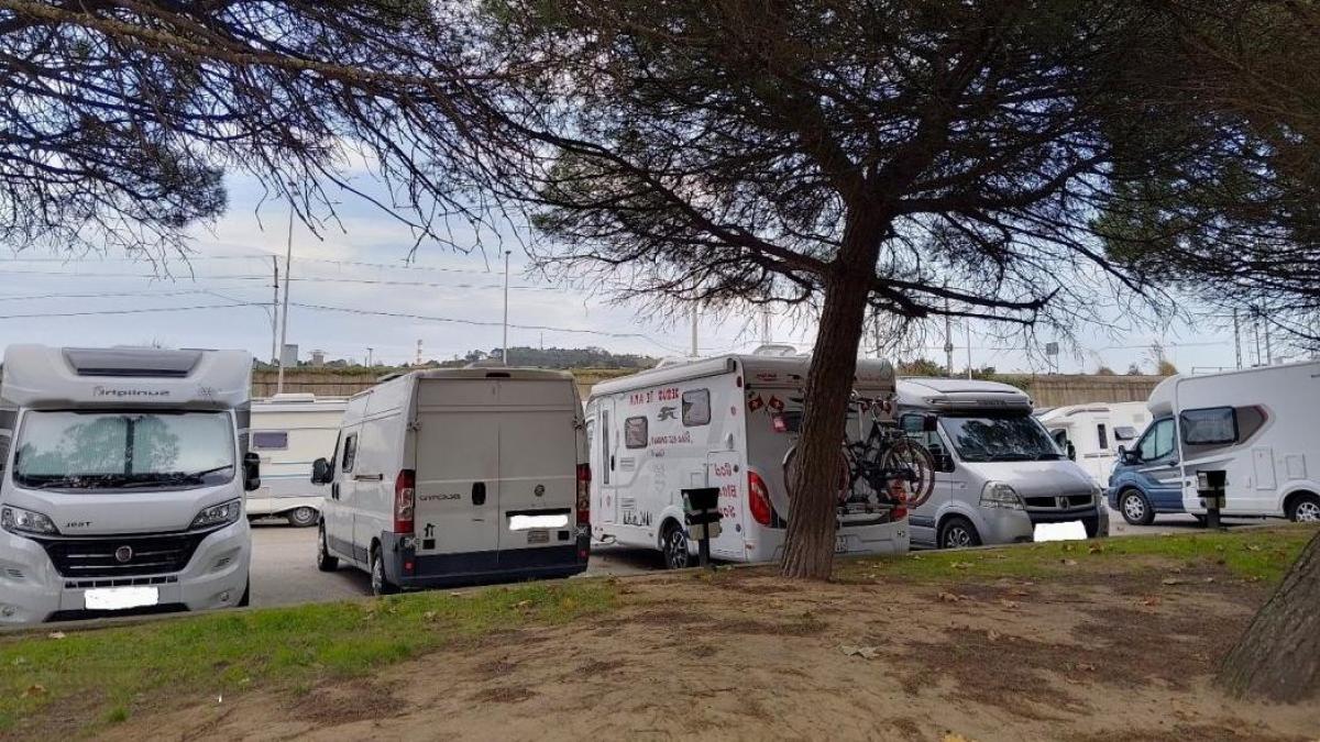 La DGT respalda a las caravanas en su lucha contra los que quieren prohibirlas este verano