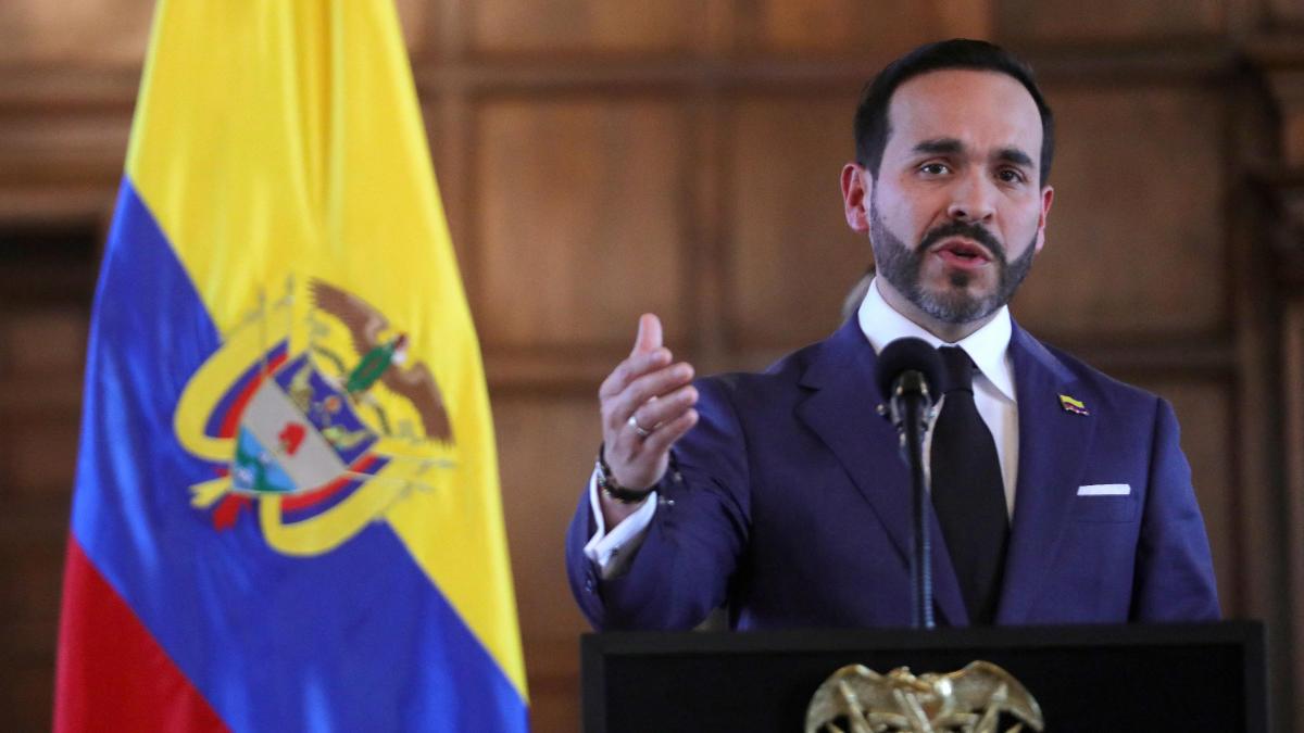 De la Espriella revierte otra de las decisiones de Petro y recupera el comercio de carbón con Israel