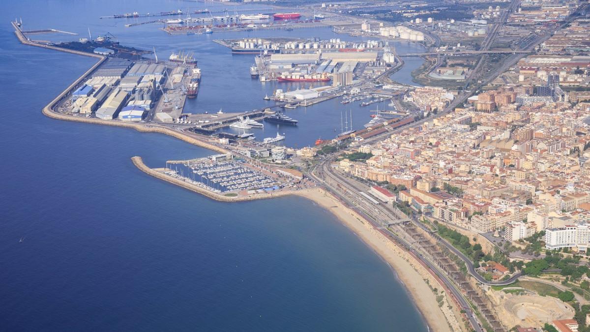 Guardias civiles exigen frenar la cesión de dependencias del Puerto de Tarragona a los Mossos de Esquadra