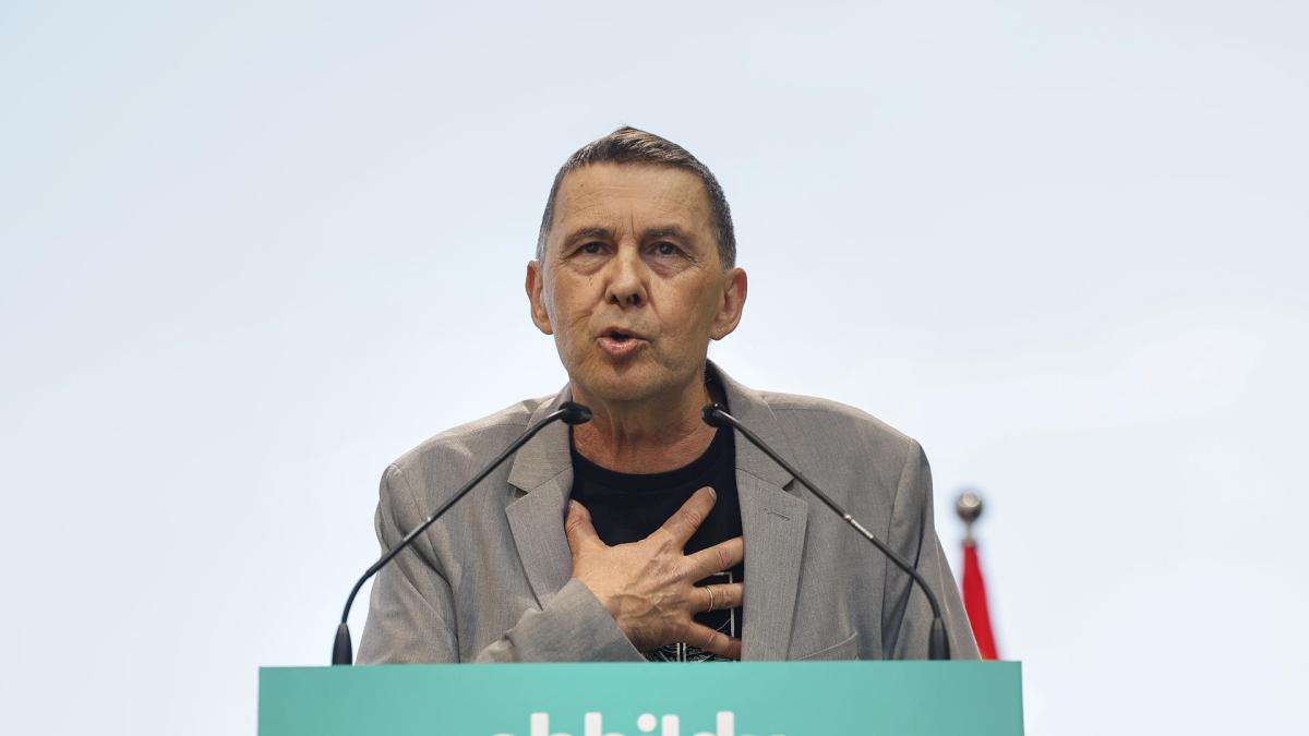 La petición de Otegi a la afición de la Real para convertir la final de Copa en una proclama independentista