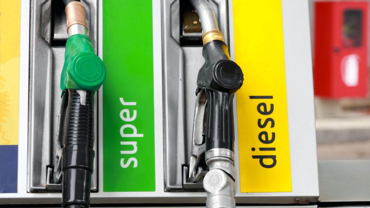 El ocaso de los diésel, millones de conductores comprueban a diario que conducir un diésel ya es más caro que un gasolina