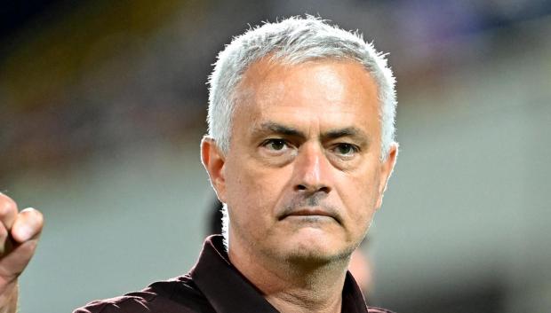 A las órdenes del José Mourinho, Hazard ganó la Premier League en la 14/15