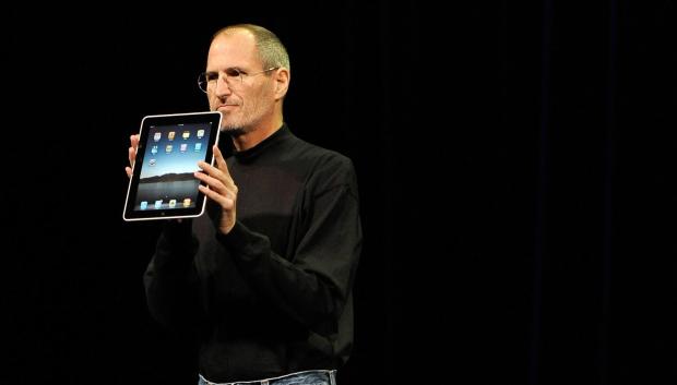 Steve Jobs durante la presentación del primer iPad