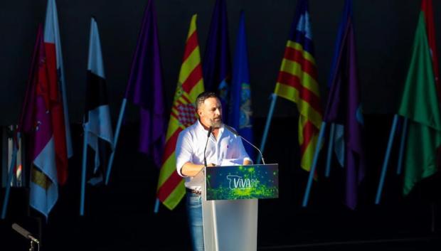 Santiago Abascal durante su discurso en el acto inaugural.