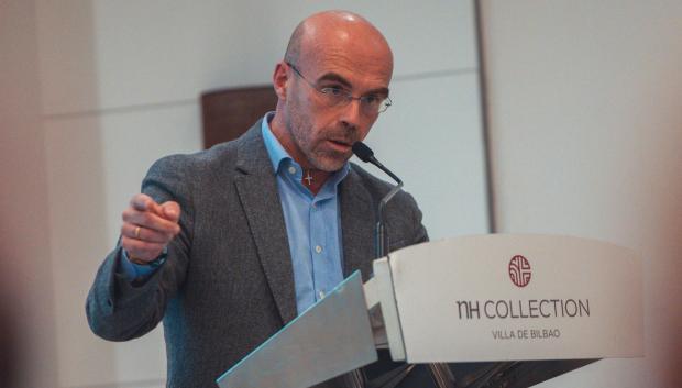 Jorge Buxadé, durante un homenaje a las víctimas de ETA. Noviembre 2021.