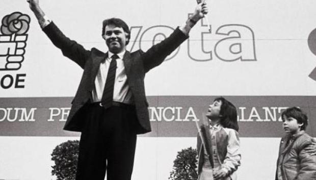 Felipe González durante el referéndum de la OTAN