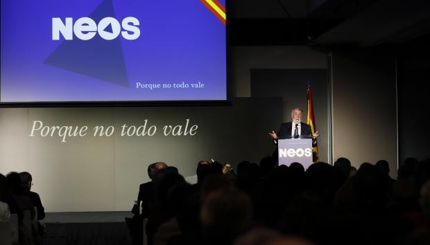 Jaime Mayor Oreja en el acto de presentación de NEOS
