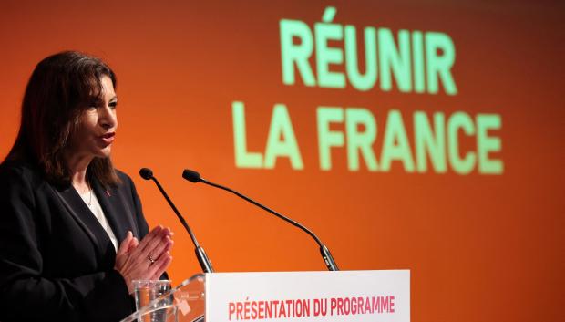 La candidata presidencia de los socialistas franceses, Anne Hidalgo