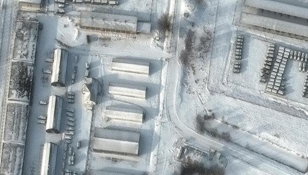 Las imágenes de satélite reflejan la dimensión del despliegue militar ruso