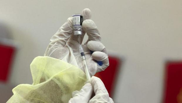Sanidad sigue apostando por la vacunación como mejor medida frente a ómicron