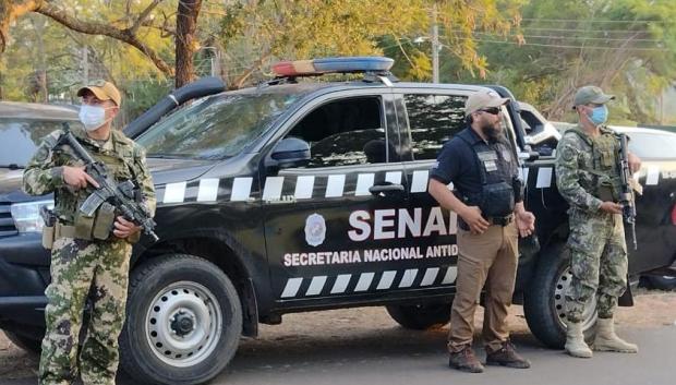 Oficiales antidrogas de Paraguay
